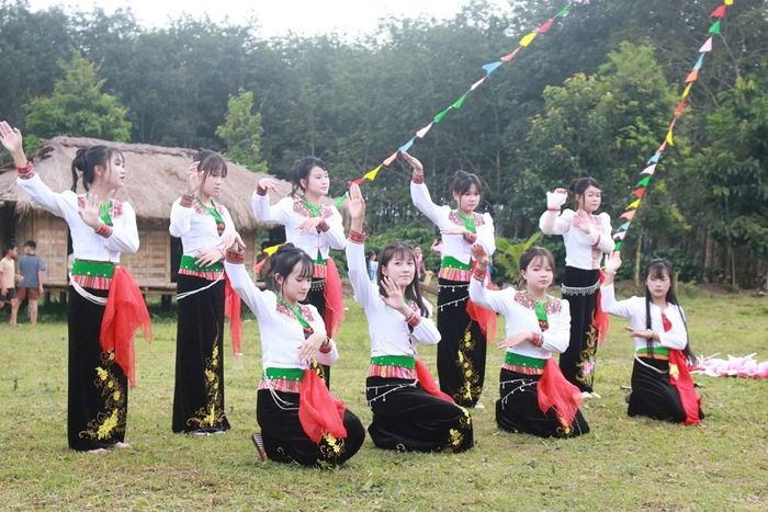 Tết Độc lập là dịp để người Mường nhắc nhở nhau về giá trị gắn kết cộng đồng qua nhiều thế hệ