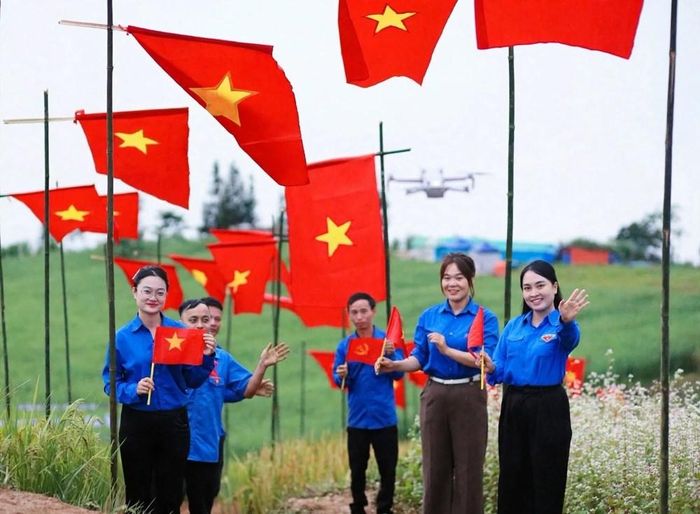 Thông qua chuỗi hoạt động, tuổi trẻ Pà Vầy Sủ mong muốn tiếp tục lan tỏa tinh thần đoàn kết, cổ vũ phong trào thi đua yêu nước trong đoàn viên, thanh niên; đồng thời nâng cao nhận thức về trách nhiệm bảo vệ chủ quyền biên giới, chung sức xây dựng địa phương ngày càng vững mạnh. “Đường cờ Tổ quốc” giữa mùa lúa chín vì thế không chỉ tạo nên một không gian đẹp trong dịp Quốc khánh mà còn góp phần quảng bá hình ảnh thảo nguyên Suôi Thầu và vùng biên Pà Vầy Sủ, tỉnh Tuyên Quang đến với du khách