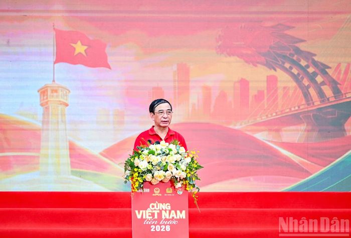 Đại tướng Phan Văn Giang, Ủy viên Bộ Chính trị, Phó Thủ tướng Chính phủ, Bộ trưởng Quốc phòng phát biểu chỉ đạo tại chương trình. (Ảnh: DUY LINH-THẾ ĐẠI)