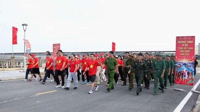 Đặc khu Cô Tô hưởng ứng Chương trình đi bộ “Cùng Việt Nam tiến bước” năm 2026. (Ảnh: Quang Thọ)