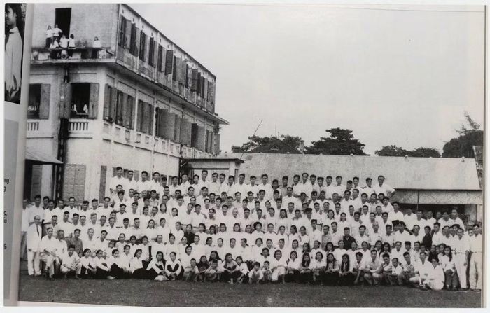 Ảnh tập thể của học sinh miền nam. (Ảnh: Tư liệu)