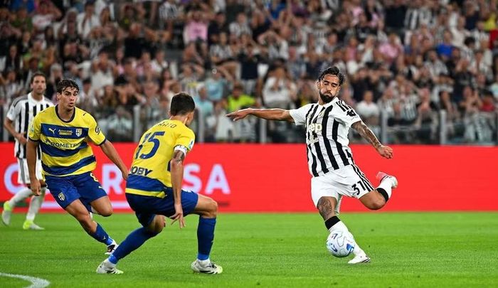 Juventus có 2 trận toàn thắng để có cùng 6 điểm với AC Milan. (Ảnh: Juventus FC)