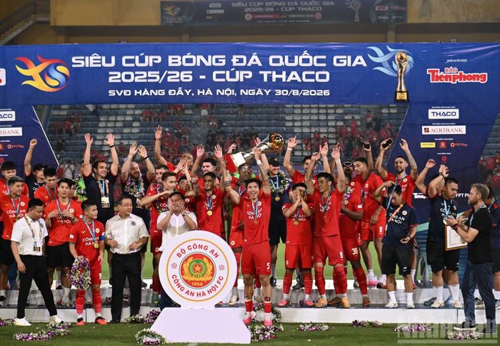 Khoảnh khắc ăn mừng của câu lạc bộ Công an Hà Nội.