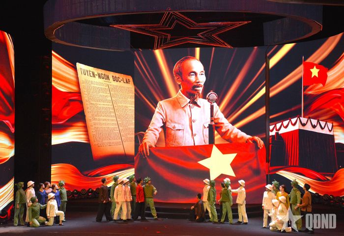 Tổ hợp nghệ thuật mở màn Chương trình chính luận nghệ thuật “Sao Độc lập” năm 2026.