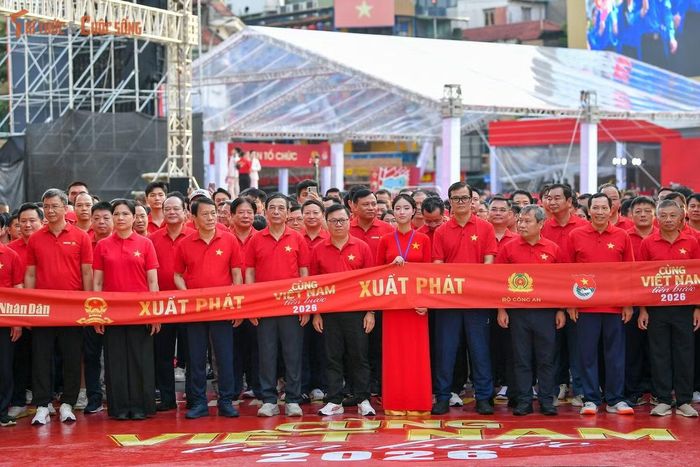 Phát biểu khai mạc sự kiện, đồng chí Lê Quốc Minh, Ủy viên Trung ương Đảng, Tổng Biên tập Báo Nhân Dân, Phó Trưởng Ban Tuyên giáo Trung ương, Chủ tịch Hội Nhà báo Việt Nam, nhấn mạnh ý nghĩa của việc chương trình bước sang năm thứ hai: “Lần thứ hai – hai chữ ấy nghe thì giản dị, nhưng với những người tổ chức chúng tôi lại rất có ý nghĩa. Bởi tổ chức một lần thì mới là một sự kiện. Tổ chức lần thứ hai, rồi lần thứ ba, và tiếp nữa – nó bắt đầu thành một thói quen. Mà thói quen mới chính là thứ làm thay đổi một con người, và có thể tạo sự thay đổi cho xã hội.”