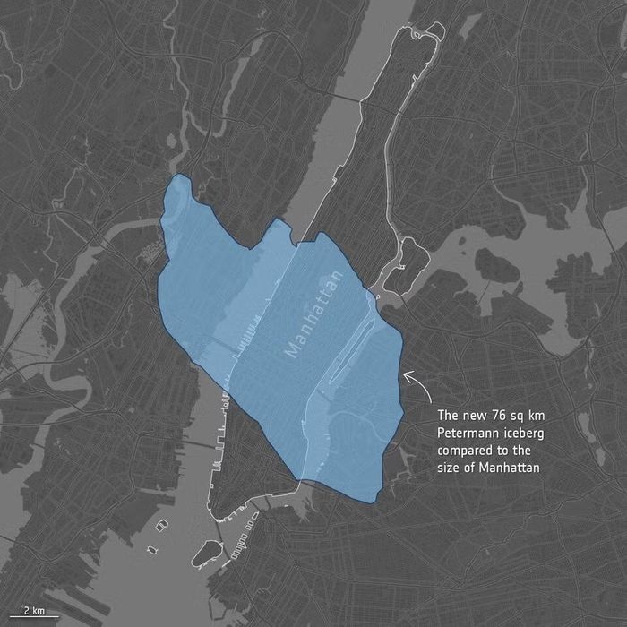 Kích thước này vừa đúng bằng thành phố Manhattan nhưng nó dày lên đến 150m.