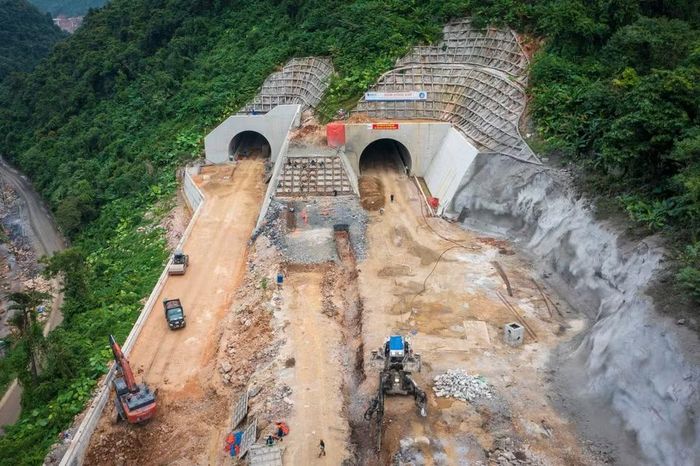 Hiệu quả đầu tư công phải được đo bằng sức lan tỏa đối với toàn bộ nền kinh tế. Ảnh: Việt Vũ.