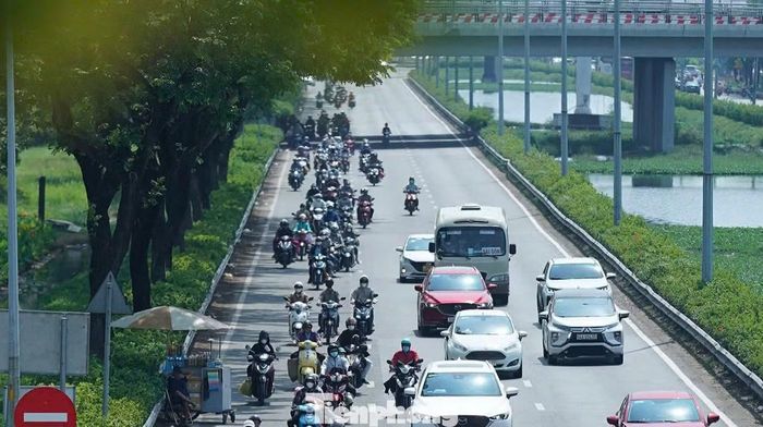 Các tuyến cửa ngõ TPHCM dự báo đông phương tiện trong những ngày đầu kỳ nghỉ lễ Quốc khánh.