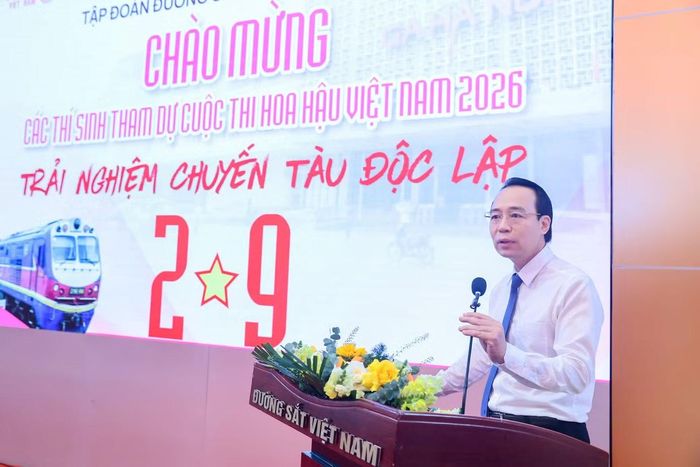 Ông Nguyễn Quốc Vượng - Phó Tổng Giám đốc Tập đoàn Đường sắt quốc gia Việt Nam - cho biết hành trình Thăng Long - Kinh Bắc được mang tên Chuyến tàu Độc lập vì diễn ra dịp kỷ niệm 81 năm Cách mạng Tháng Tám và Quốc khánh 2/9. Hành trình này hướng các thí sinh đến việc trân trọng giá trị hòa bình, độc lập và tự do.