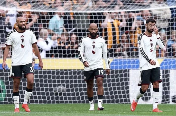 MU thua sốc trận mở màn Premier League 2026/27.
