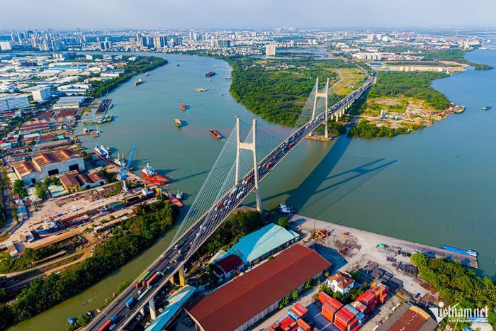 Một kiến trúc phát triển đúng mới tạo ra khả năng phát triển. Để khả năng ấy trở thành hiện thực còn cần một điều quyết định: Năng lực thực thi