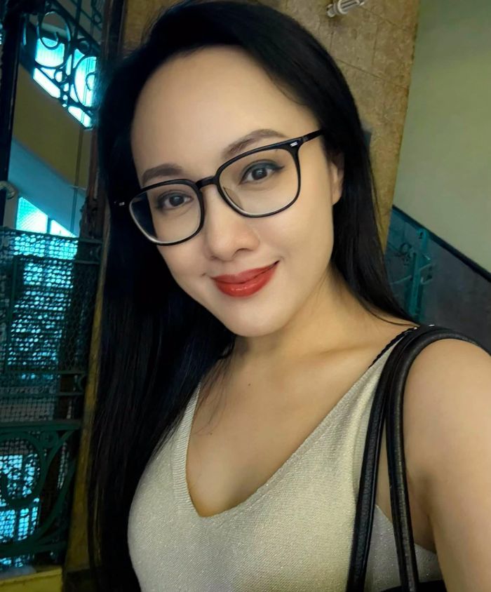 Sao Việt 30/8: MC Hoài Anh VTV trẻ đẹp khó tin tuổi U50.