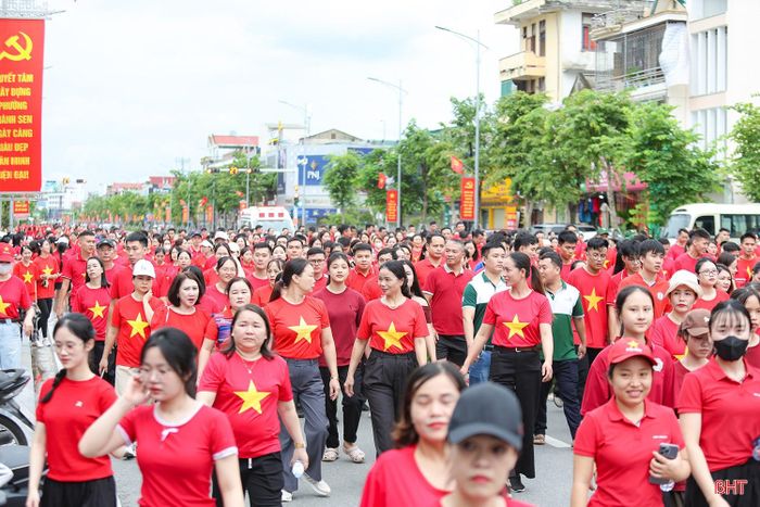 Chương trình khuyến khích mỗi người chủ động xây dựng lối sống lành mạnh, tích cực.