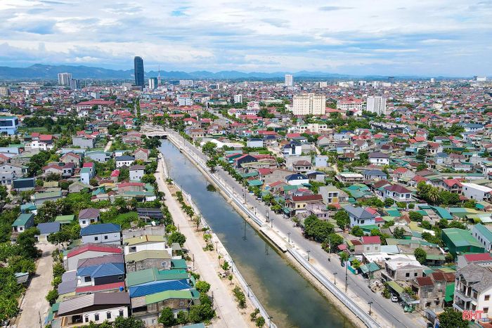 Theo Ban Quản lý dự án đầu tư xây dựng công trình giao thông và phát triển đô thị, đến nay, công trình đã cơ bản hoàn thành khối lượng xây lắp. Các đơn vị đang tập trung hoàn thiện cảnh quan, hệ thống điện chiếu sáng và các hạng mục phụ trợ trước khi bàn giao đưa vào sử dụng trong tháng 9 tới.