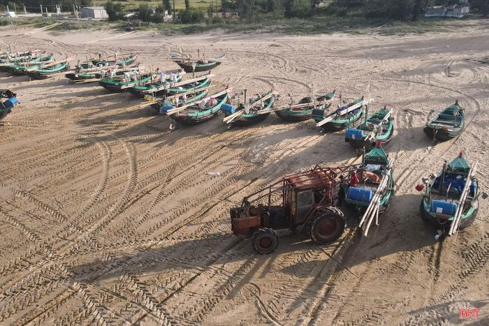Không chỉ được sử dụng tại Thiên Cầm, máy kéo tự chế còn phát huy hiệu quả ở nhiều khu vực bãi ngang ven biển Hà Tĩnh.
