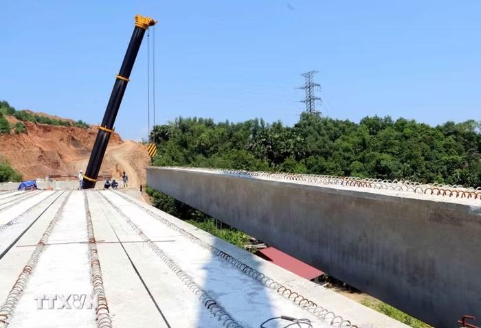 Tuyến Chợ Mới-Bắc Kạn đang được đẩy nhanh thi công. (Ảnh: Trần Trang/TTXVN)