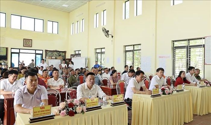 Toàn cảnh lễ bàn giao. Ảnh: Thái Hùng/TTXVN