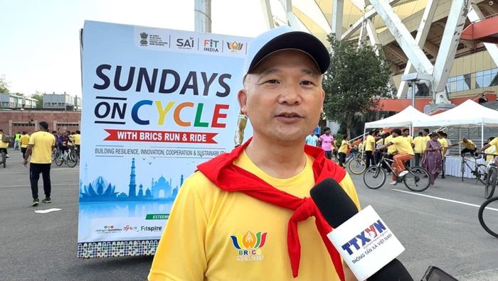 Đại sứ Trịnh Minh Mạnh trả lời phỏng vấn. Ảnh: Ngọc Thúy - P/v TTXVN tại Ấn Độ.
