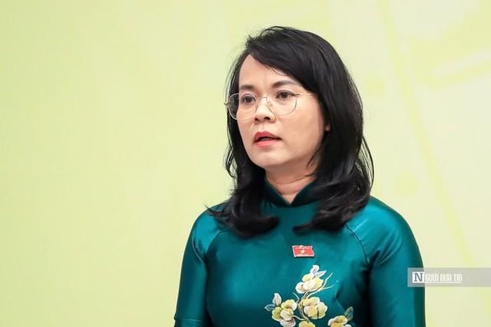 Bà Phạm Thị Hồng Yến - ĐBQH hoạt động chuyên trách tại Ủy ban Kinh tế và Tài chính của Quốc hội (Ảnh: Hữu Thắng).