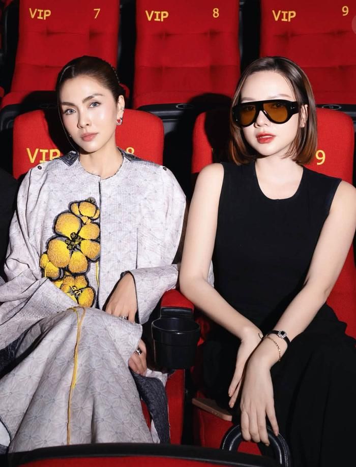 Tăng Thanh Hà và Băng Di tại premiere Hộ Linh Tráng Sĩ: Bí Ẩn Mộ Vua Đinh.