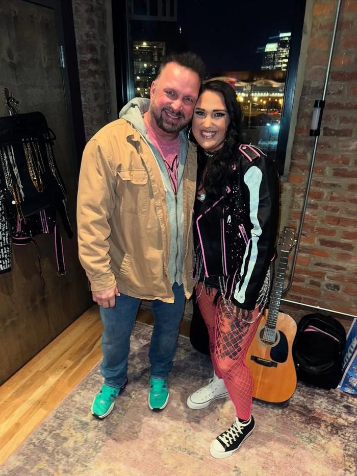 Ngôi sao nhạc đồng quê Garth Brooks và con gái ông - Allie Colleen.
