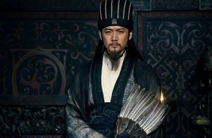 Nếu Lữ Bố, Quan Vũ hay Triệu Vân khiến Tào Tháo phải dè chừng về võ lực thì Gia Cát Lượng lại là mối đe dọa ở một phương diện hoàn toàn khác: trí tuệ và khả năng quân sự. Ảnh: Sohu