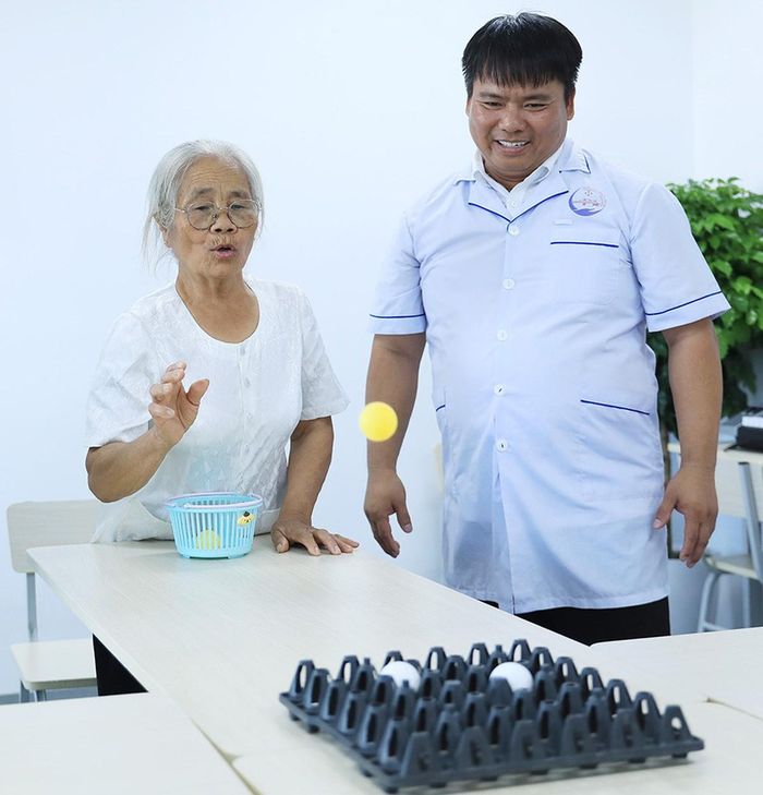 Chính sách người cao tuổi phải thích ứng với xã hội già hóa.