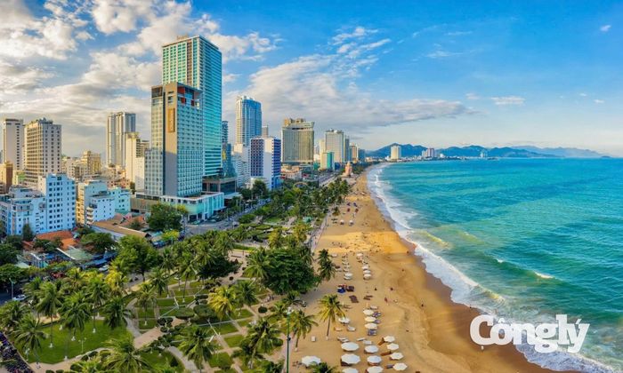 Các sản phẩm du lịch biển, đảo tiếp tục tạo sức hút lớn đối với du khách trong những ngày đầu kỳ nghỉ lễ.