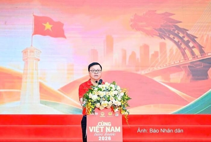 Ông Lê Quốc Minh, Tổng Biên tập Báo Nhân Dân, Phó Trưởng Ban Tuyên giáo Trung ương, Chủ tịch Hội Nhà báo Việt Nam phát biểu tại sự kiện.