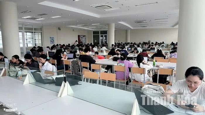 Thư viện tỉnh Thanh Hóa - địa chỉ thu hút đông đảo các Gen Z đến đọc sách.