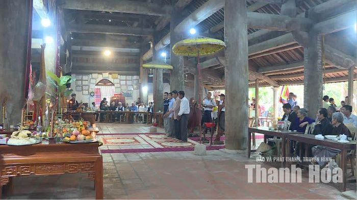 Đình làng - Không gian sinh hoạt văn hóa cộng đồng.
