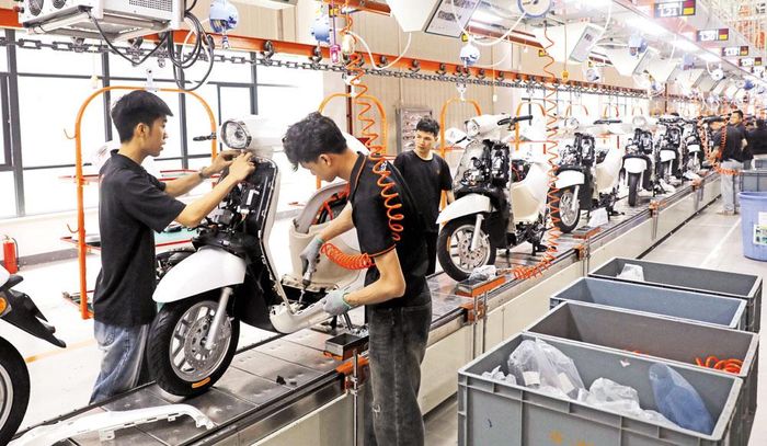  Khu công nghiệp Tân Hưng thu hút nhiều nhà đầu tư nước ngoài. 