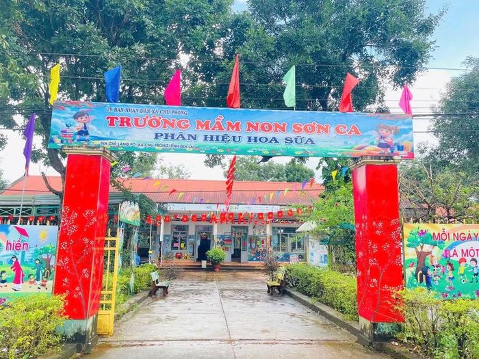  Trường Mầm non Sơn Ca (xã Chư Prông) với diện mạo tươi mới trước thềm năm học mới. Ảnh: T.D 