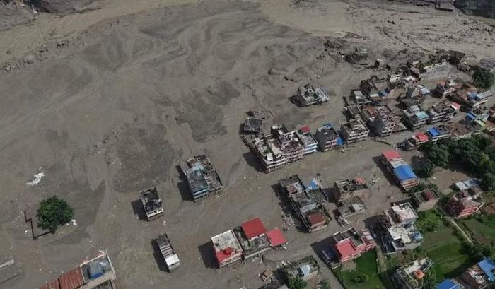  Trận lũ quét tàn khốc đã cuốn trôi nhiều nhà cửa ở Nepal. Ảnh: Kathmandu Post/Nepal Photo Library 