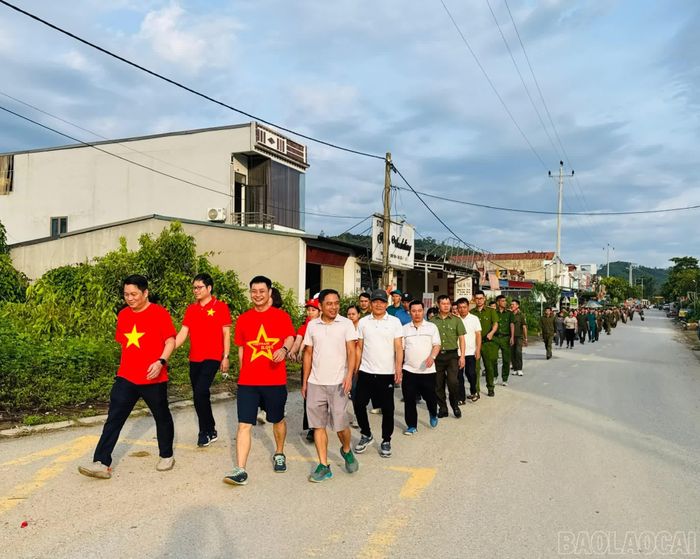 Hoạt động thu hút 400 người tham gia.