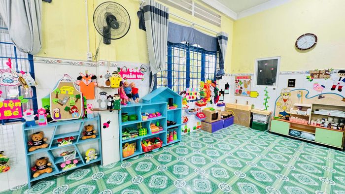 Các trường dành nhiều thời gian để dọn dẹp vệ sinh, trang trí lớp học sẵn sàng cho năm học mới