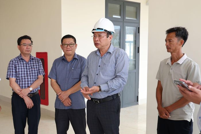 Đồng chí Lưu Văn Trung giao các đơn vị chịu trách nhiệm về chất lượng công trình