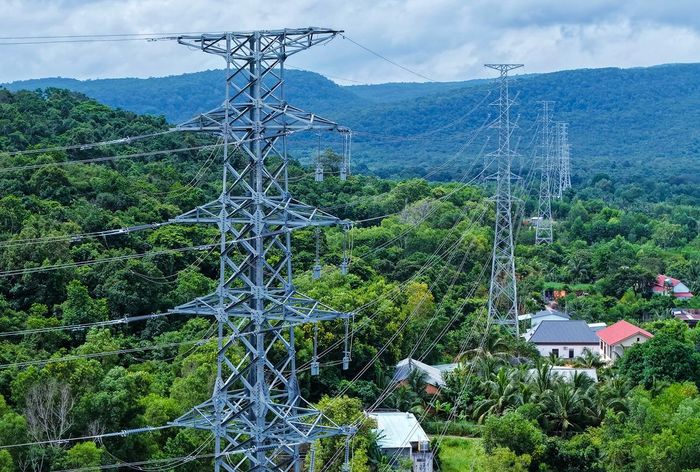 Đường dây 110kV Phú Quốc – Bắc Phú Quốc đóng điện thành công rạng sáng ngày 28/8/2026.