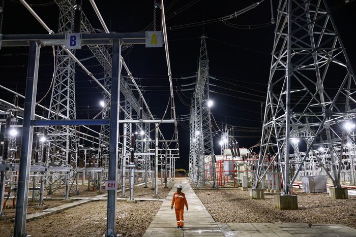 Công trình Trạm biến áp 220kV đóng điện hoàn thành vào khuya ngày 19/8.