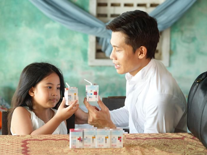 Bố con nhà diễn viên Phương Nam.