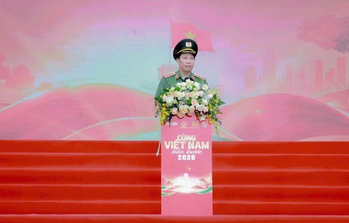 Thượng tướng Lê Văn Tuyến, Uỷ viên Trung ương Đảng, Thứ trưởng Bộ Công an phát biểu tại lễ khai mạc.