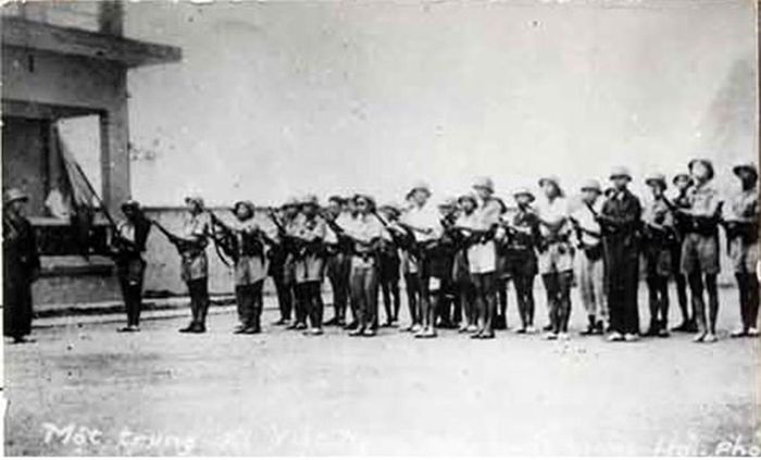 Trung đội Việt Nam cứu quốc quân Hải Phòng, tháng 8/1945. Ảnh tư liệu Bảo tàng lịch sử quốc gia.
