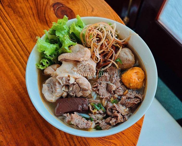 (Ảnh: Quán Cầm)