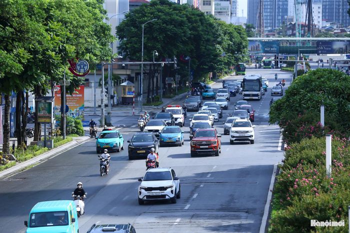 Giao thông trên nhiều tuyến đường thuận lợi trong ngày thứ hai của kỳ nghỉ lễ.