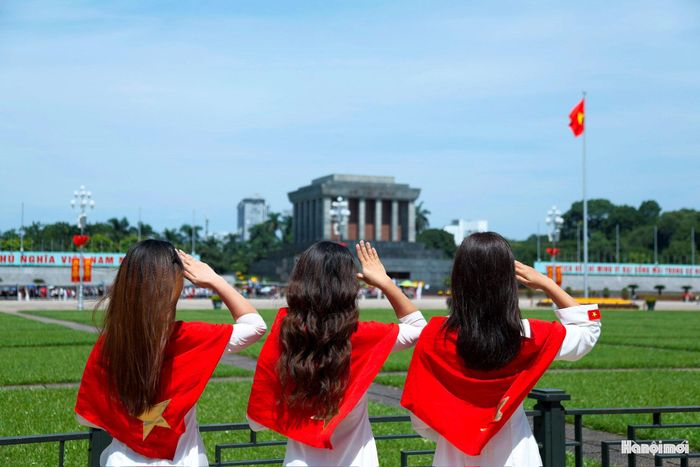 Không khí náo nức, trang nghiêm tại khu vực Quảng trường Ba Đình trước Quốc khánh 2/9.