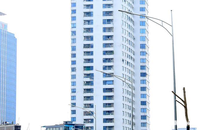 Trước khi đưa vào khai thác, hệ thống chiếu sáng, biển báo, sơn kẻ đường, phân làn và các hạng mục bảo đảm an toàn giao thông sẽ được kiểm tra, đánh giá theo yêu cầu kỹ thuật.