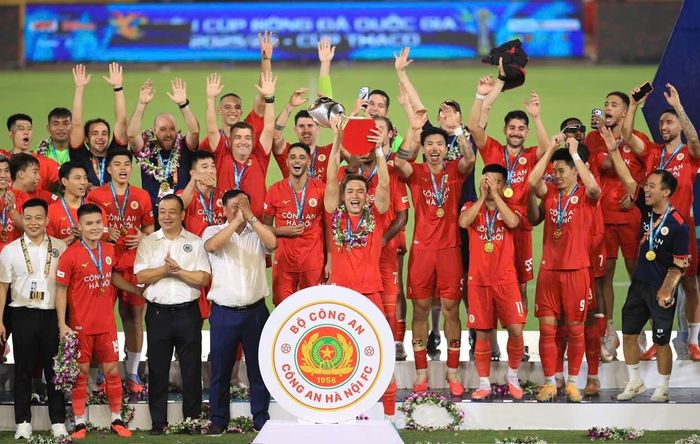 Siêu cúp Quốc gia 2025-2026 là đòn bẩy để nhà đương kim vô địch V.League quyết tâm chinh phục những mục tiêu lớn trong chặng đường phía trước. Ảnh: Ngọc Tú