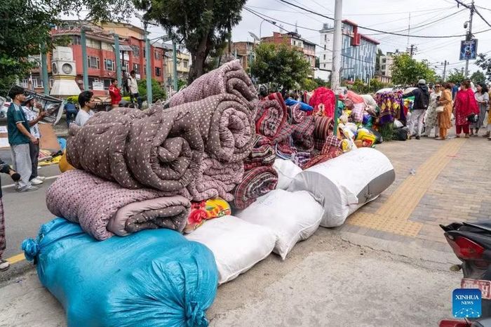 Những hàng cứu trợ này sẽ được vận chuyển đến các khu vực bị ảnh hưởng bởi lũ quét