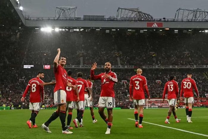 MU tạm quên thất bại trước Hull City (Ảnh: Getty Images)
