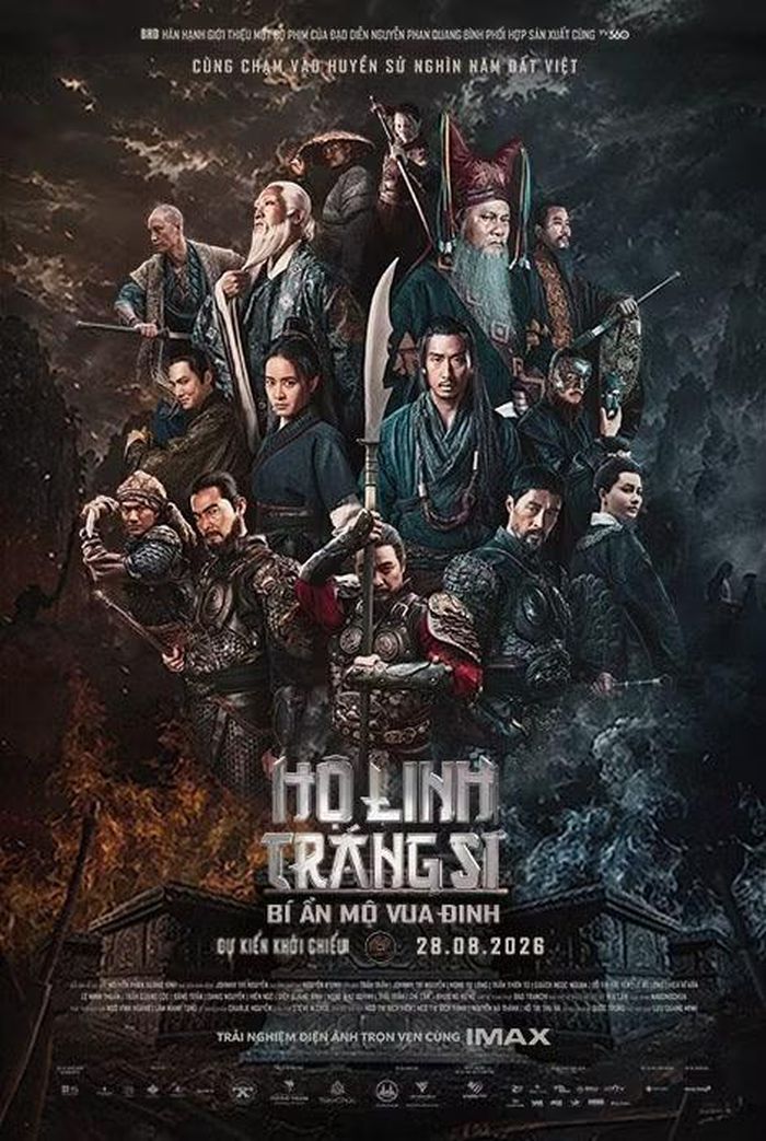 Cách sắp xếp dày đặc khiến poster “Hộ linh tráng sĩ” khó tạo ấn tượng thị giác rõ ràng và bị cho là mang màu sắc cũ